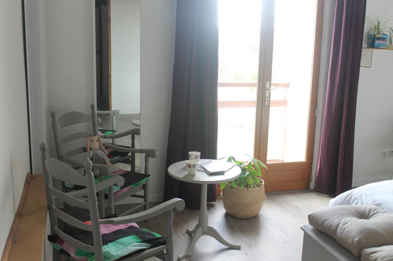 Au Mas De Janita Hotel Cahuzac-sur-Vère Eksteriør billede