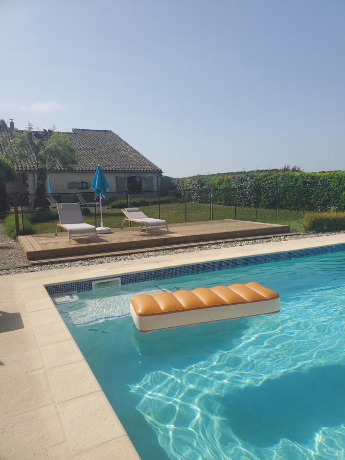 Au Mas De Janita Hotel Cahuzac-sur-Vère Eksteriør billede