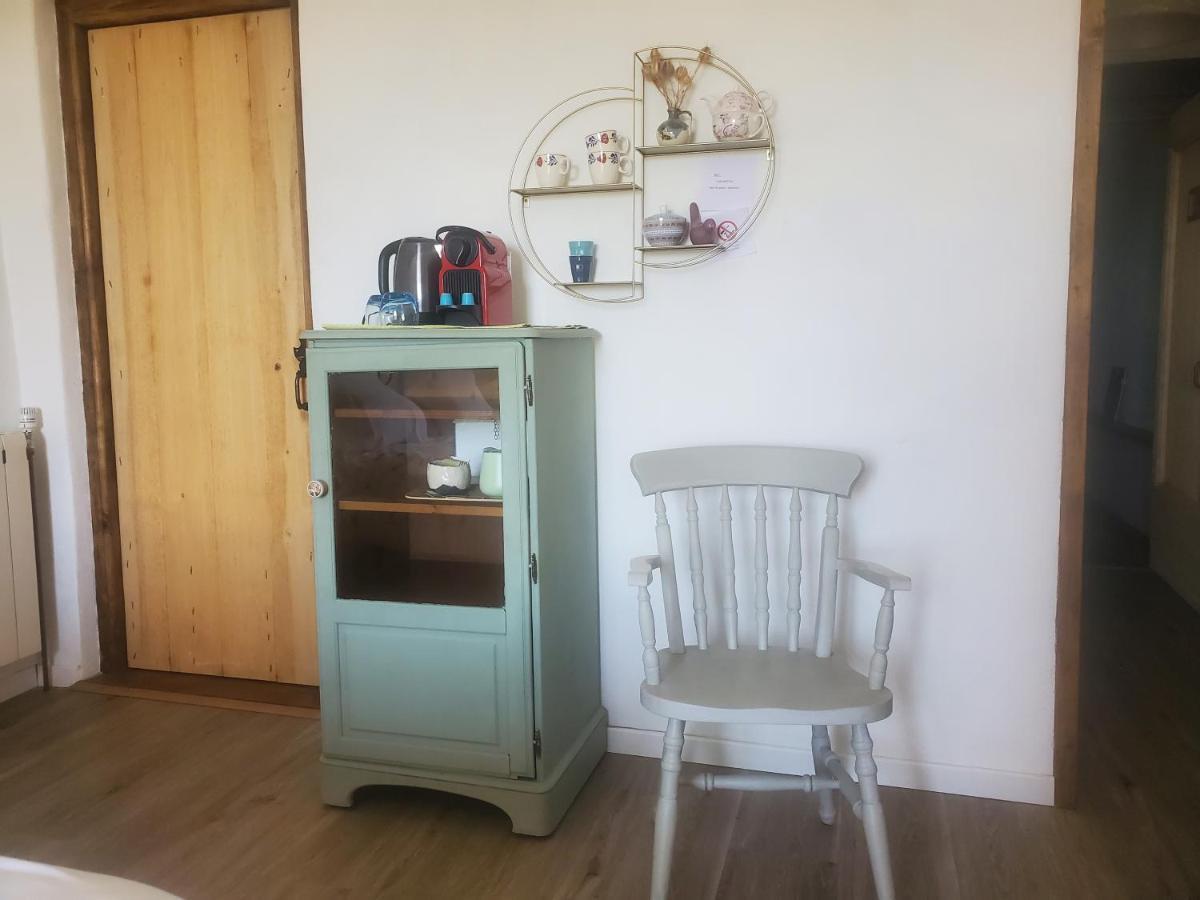 Au Mas De Janita Hotel Cahuzac-sur-Vère Eksteriør billede